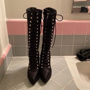 Dollskill boots